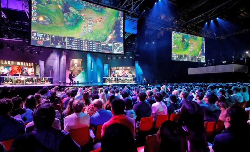 How Data Analytics Is Revolutionizing eSports Strategies
